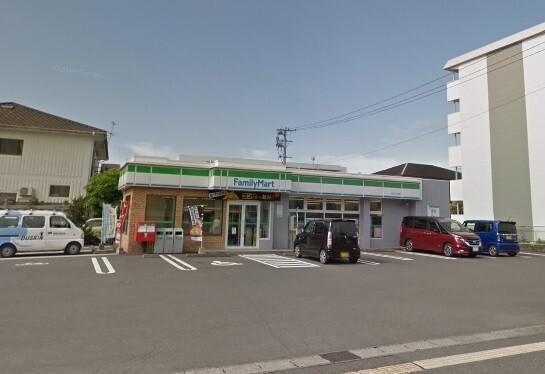 ファミリーマート大淀二丁目店：222m
