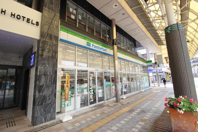 ファミリーマート宮崎橘通東三丁目店：143m