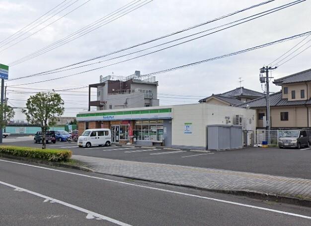 ファミリーマート花山手店：829m