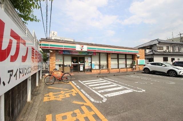 セブンイレブン清武町役場前店：355m