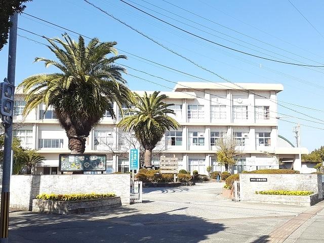 宮崎市立本郷小学校：1100m