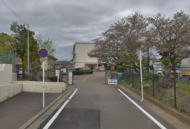 宮崎市立広瀬小学校：1240m