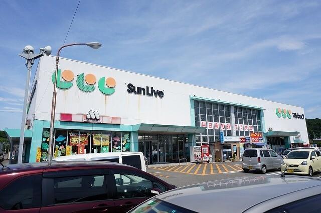 マルショク新名爪店：6211m