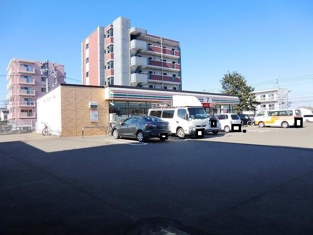 セブンイレブン宮崎一の宮町店：300m