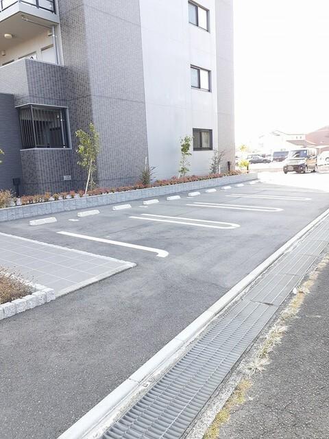 オリージャ　ビルディング（407） 駐車場