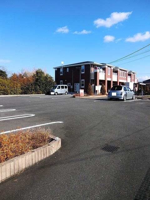 ラフレシール（204） 駐車場