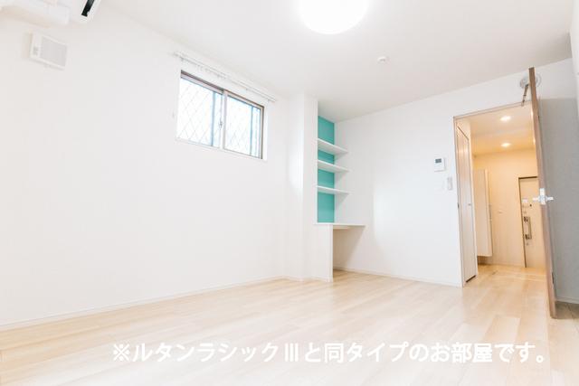 ソラーレ（105） 室内