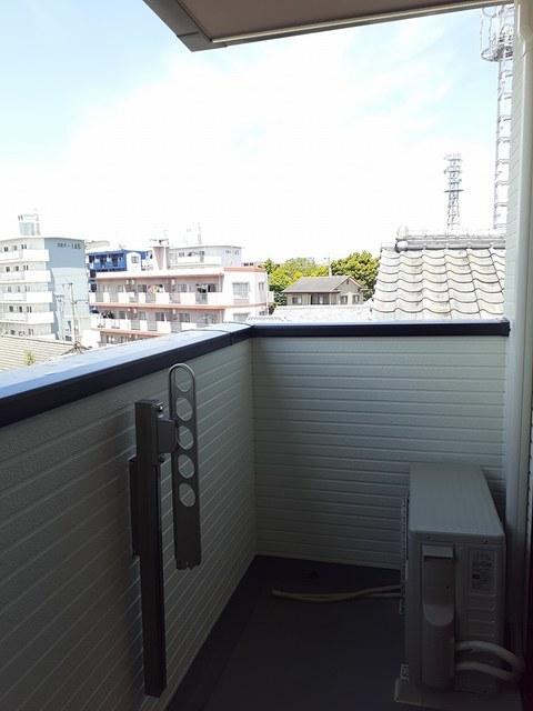 サンモール　鶴島（304） バルコニー