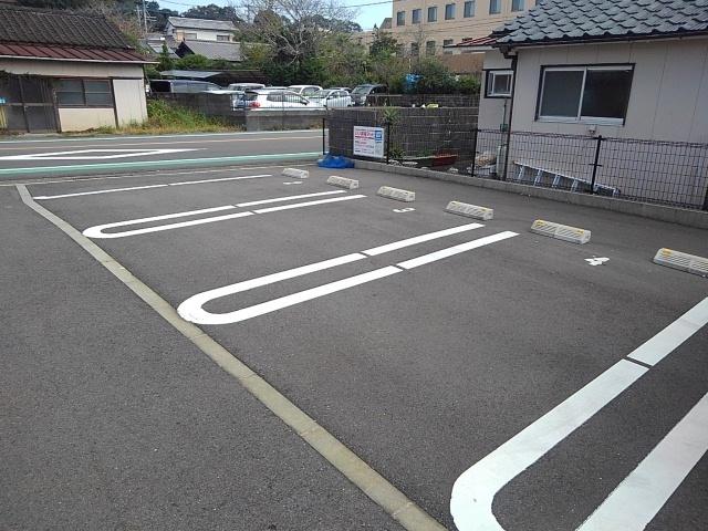 クラール　メゾン（101） 駐車場
