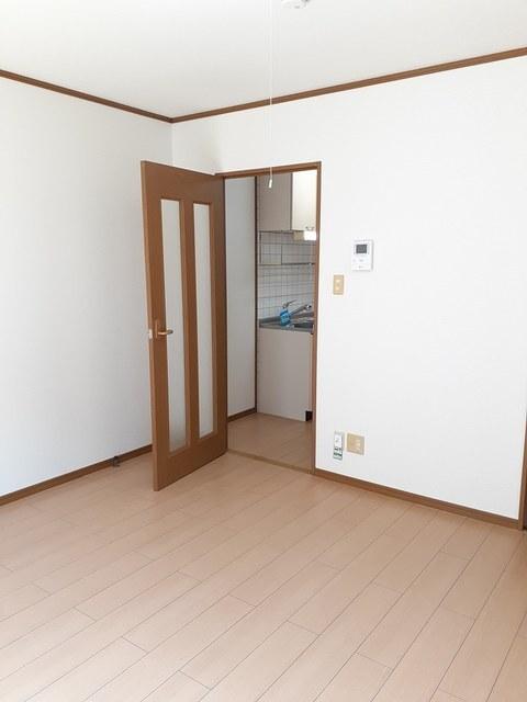 ビバーチェ（106） 室内