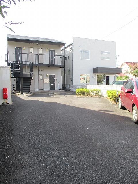 サンセールＫ（102） 駐車場
