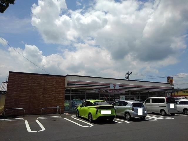 セブンイレブン高鍋北高鍋店：1700m