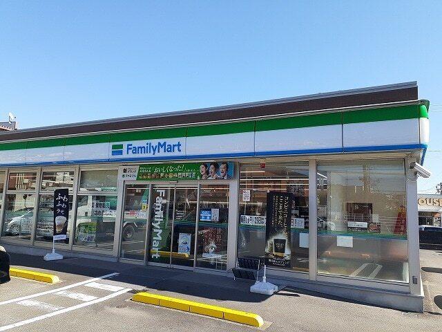 ファミリーマート清武加納店：600m