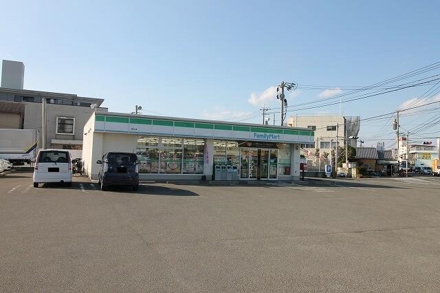 ファミリーマート恒久店