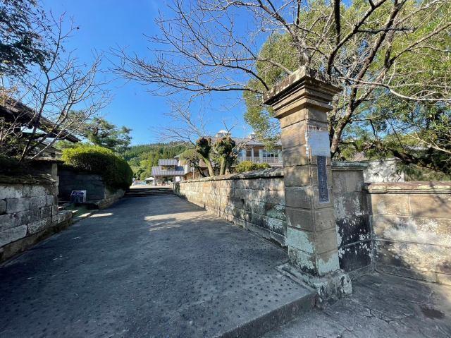 宮崎市立高岡小学校：488m