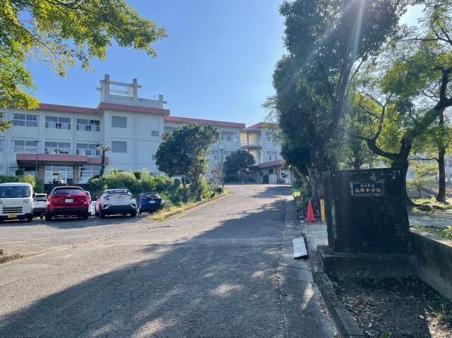 宮崎市立高岡中学校：872m