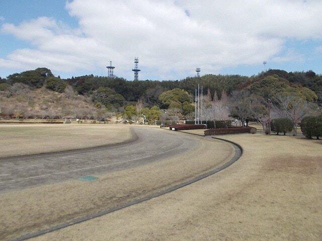 久峰公園：1300m