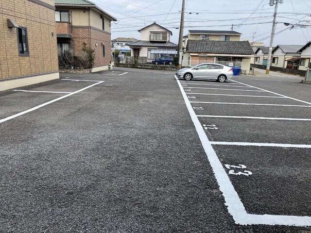 セジュールマーサ　C棟（106） 駐車場