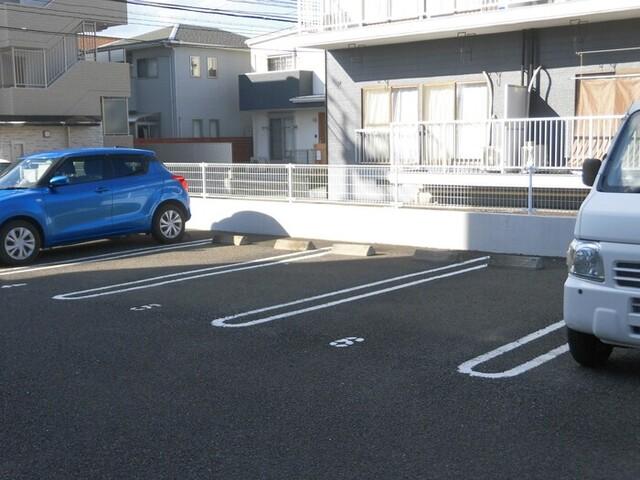 オーツマンション（403） 駐車場