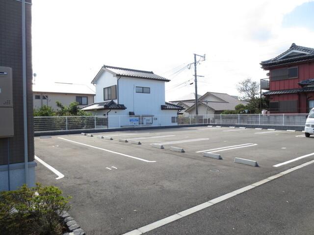 ショコラメゾン・Ｆ（203） 駐車場