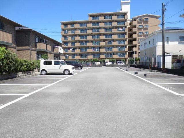 サンパル　A棟（102） 駐車場