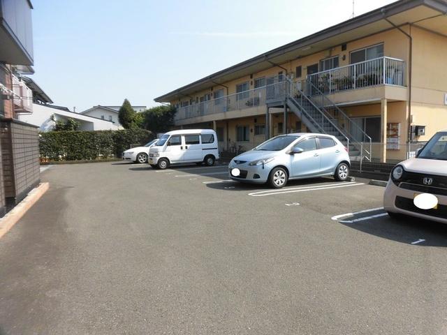 サーフスリー曽師　B棟（102） 駐車場
