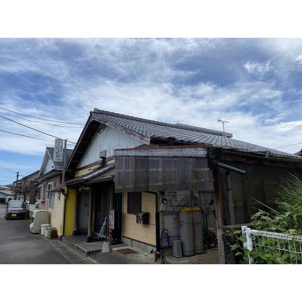 新富町富田店舗