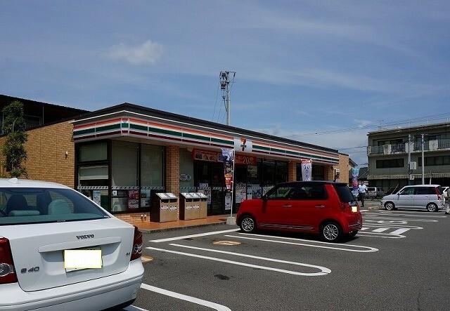 セブンイレブン宮崎船塚2丁目店：274m