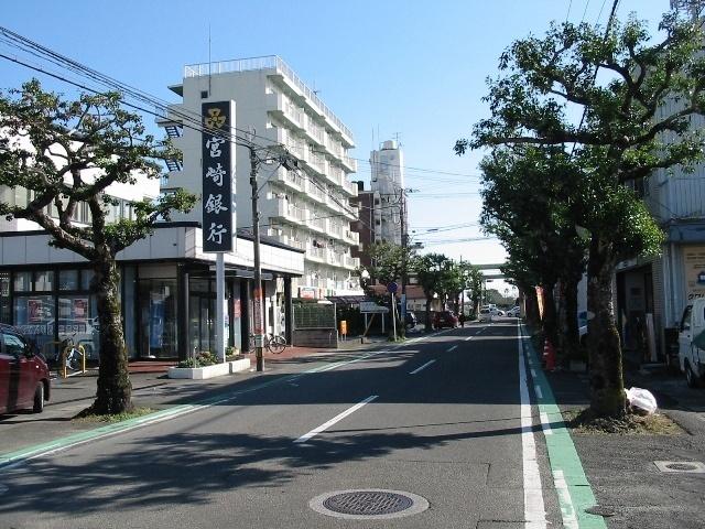 宮崎銀行神宮支店：307m