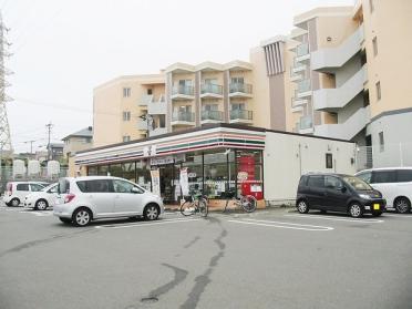 セブンイレブン薫る坂店