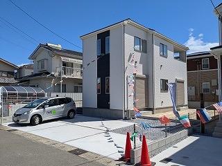 宮崎市田吉新築住宅１ 駐車場