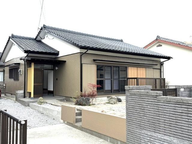 高岡町祇園台中古住宅