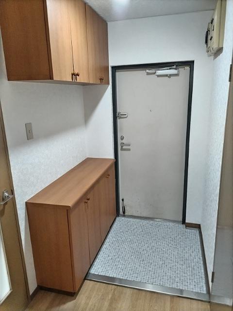 マンションリヴレ（106） 玄関