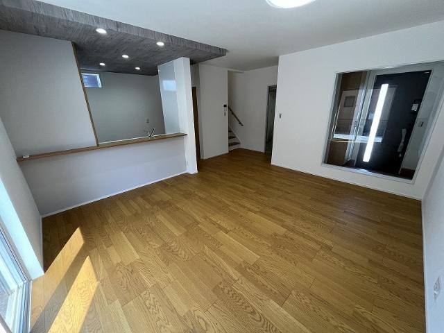 宮崎市本郷北方未入居住宅 リビング