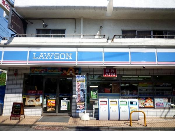 ローソン下北沢駅西口店：81m
