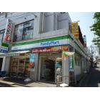 ファミリーマート世田谷北沢四丁目店：166m