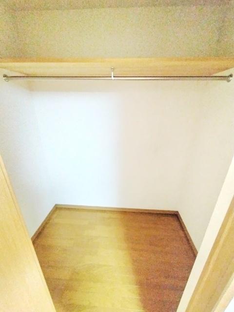 和泉1丁目戸建 収納