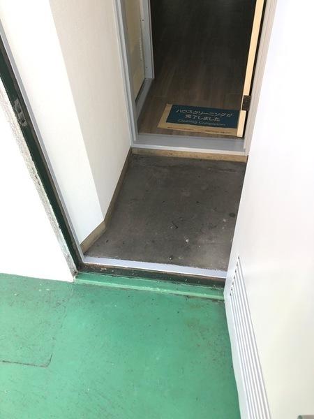 代田ハイツ（202） 玄関