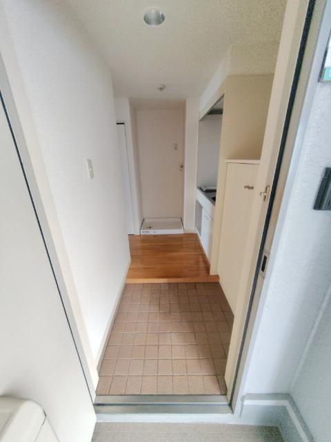 ハイツ浅間（301） 玄関