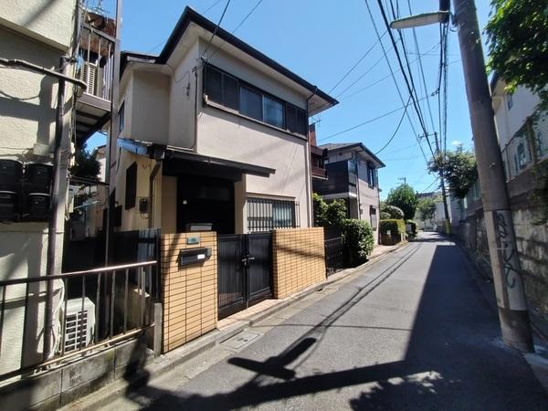 北沢4丁目オーナーチェンジ戸建 外観