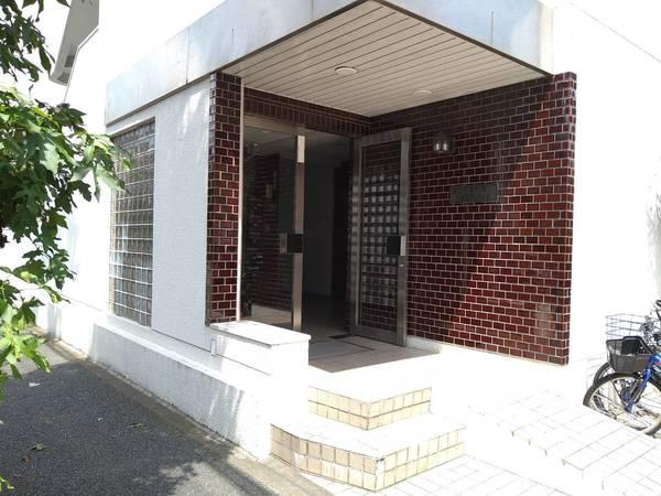 第３千歳船橋ヒミコマンション エントランス