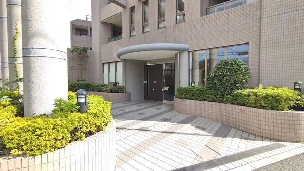 グリーンコーポ東高円寺 エントランス