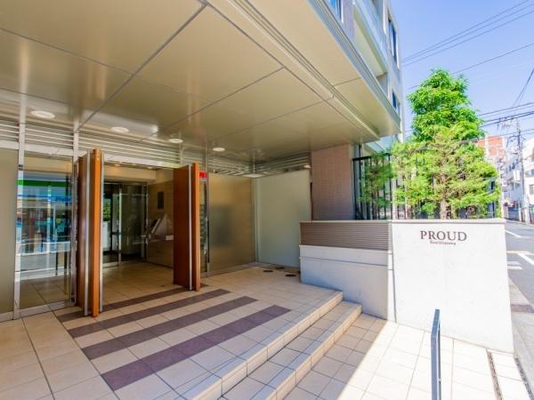 プラウド上北沢 エントランス