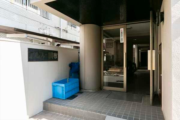 アルファー調布 エントランス