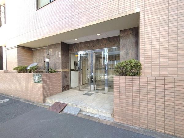 菱和パレス渋谷西 エントランス