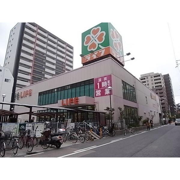 ライフ靱店：391m