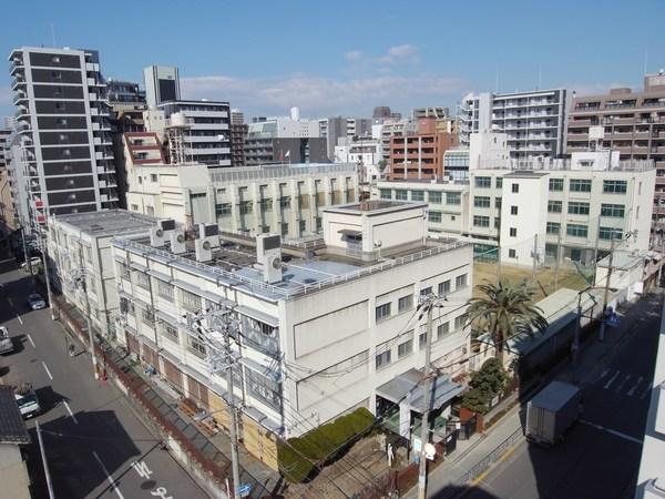 大阪市立堀江中学校：478m