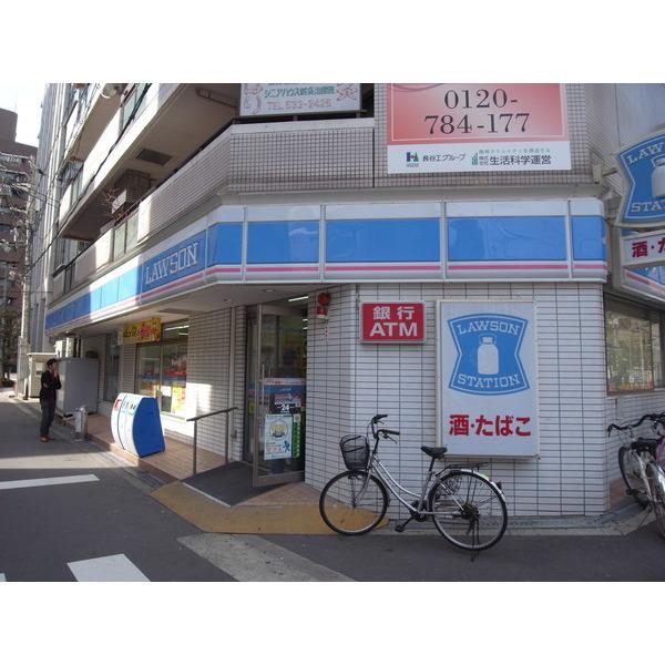 ローソン立売堀三丁目店：215m