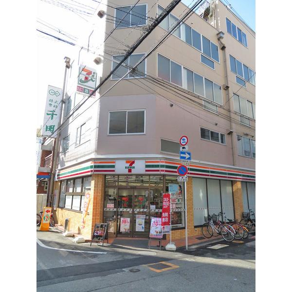 セブンイレブン大阪日本橋5丁目店：191m