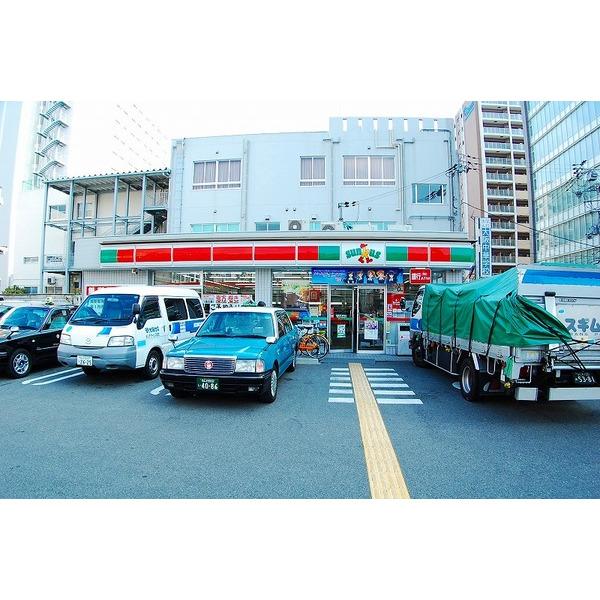 サンクス大国町駅前店：263m